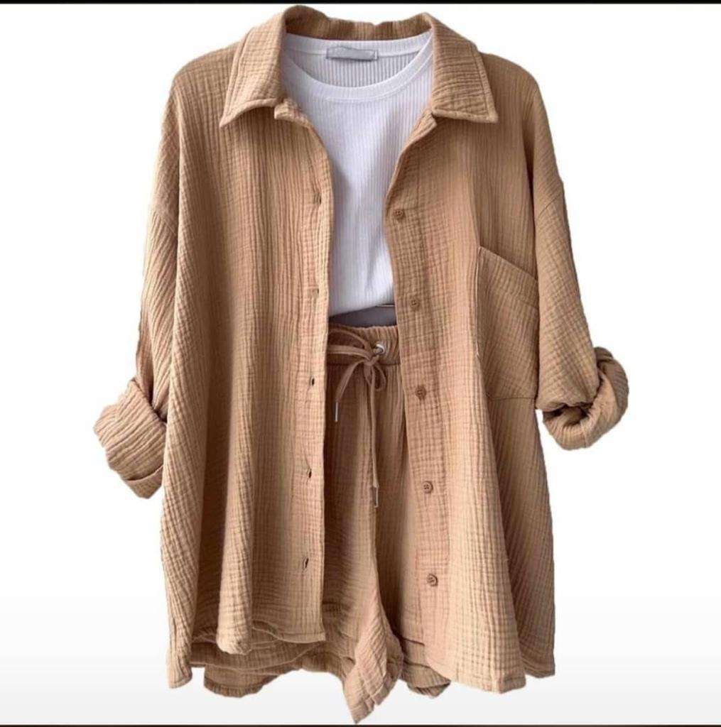 Casual women blouse and short