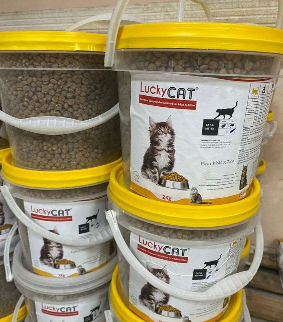 LuckyCAT Complete Compounded Cat Food for Adult & Kitten - 2Kg