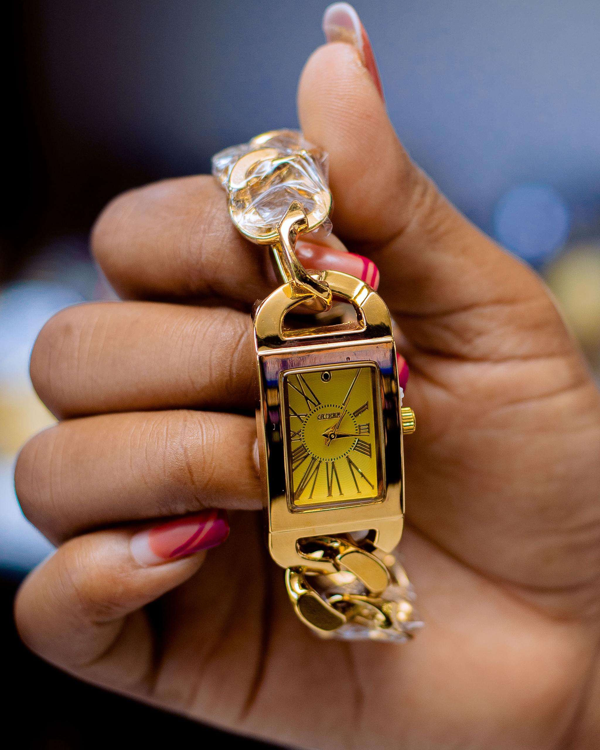 Calvin Klein Ladies Luxury Watch