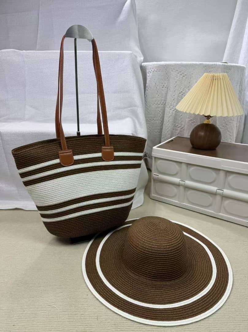 Classic fashion handbag and hat
