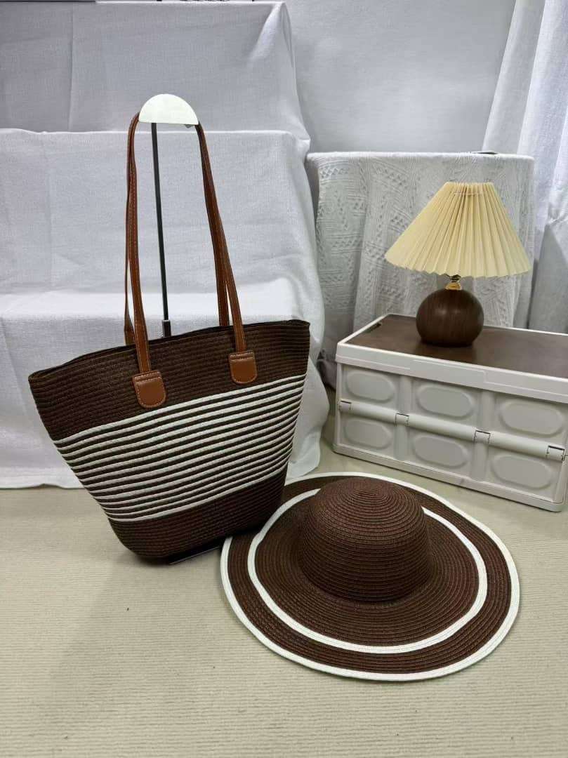 Classic fashion handbag and hat