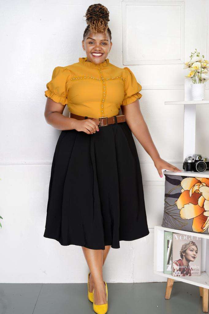 High Quality Comfortable Skirt and Blouse